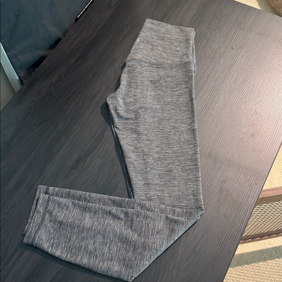 Lululemon Align High Rise Legging - Picture 4 of 6